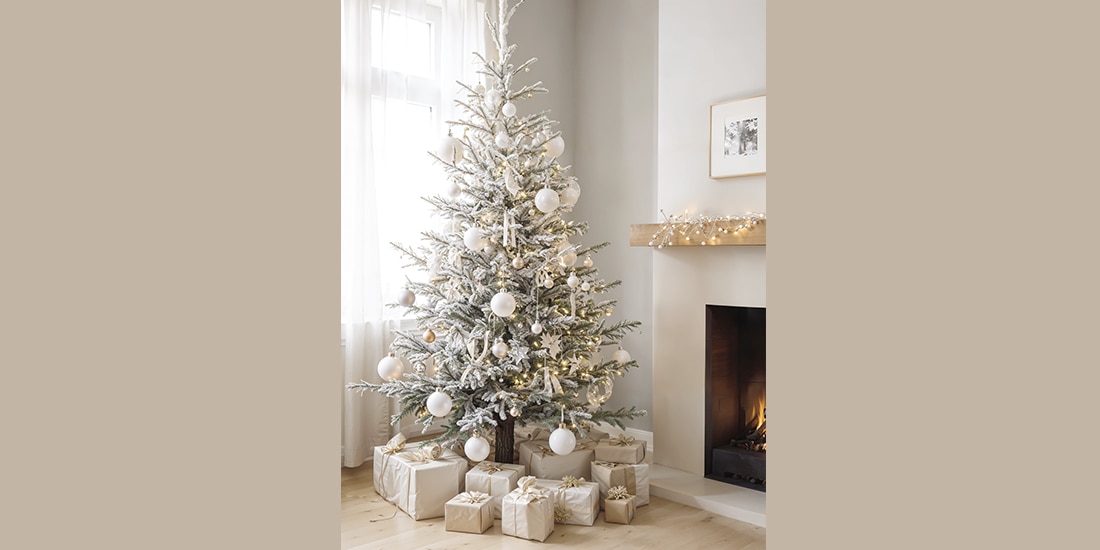 La decoración en blanco evocará a la nieve y lucirá muy elegante.