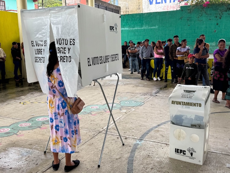 Jornada electoral en imagen de archivo