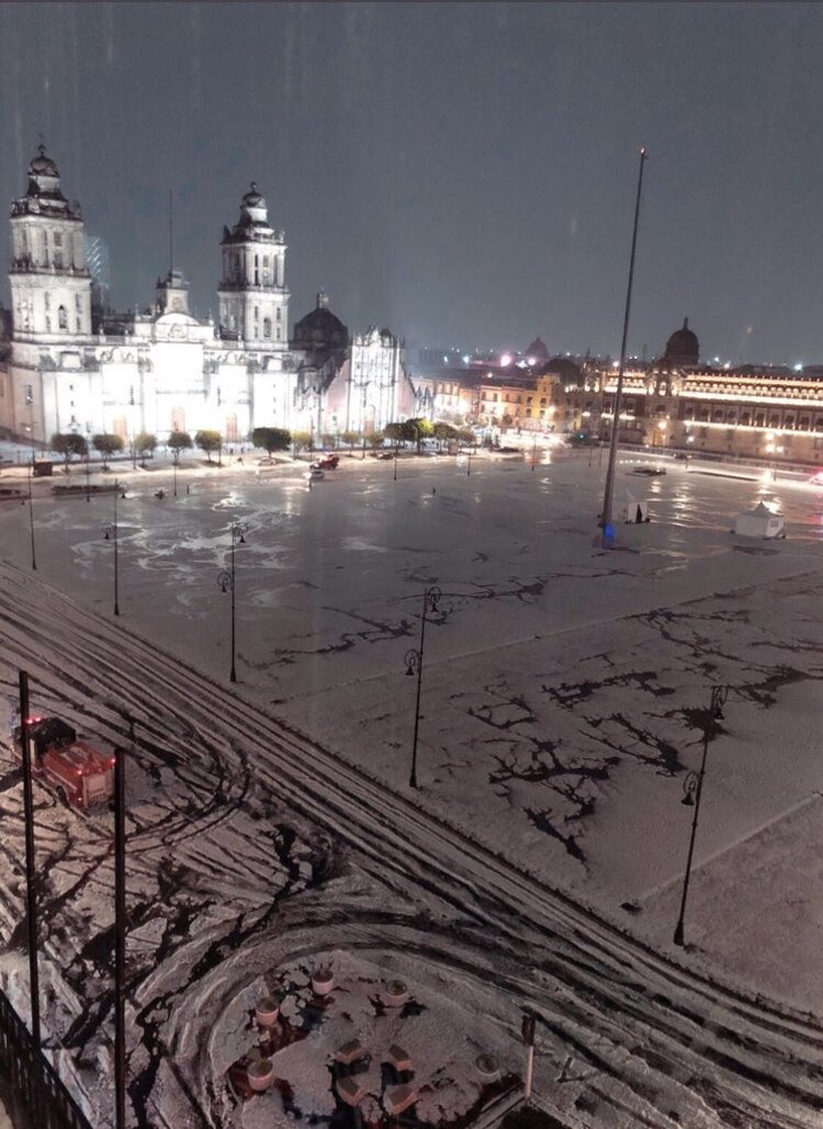 El Zócalo disminuyó su actividad nocturna debido a la tormenta