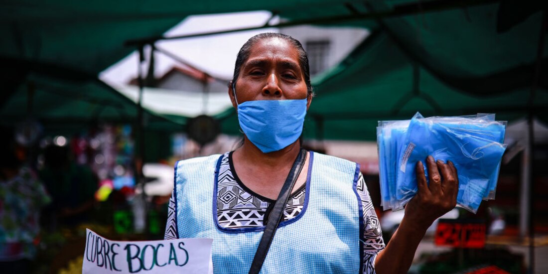 Venta de cubrebocas en la Ciudad de México.