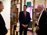 Roberto Velasco recibe a Pietro Parolin en el arranque de su gira por México