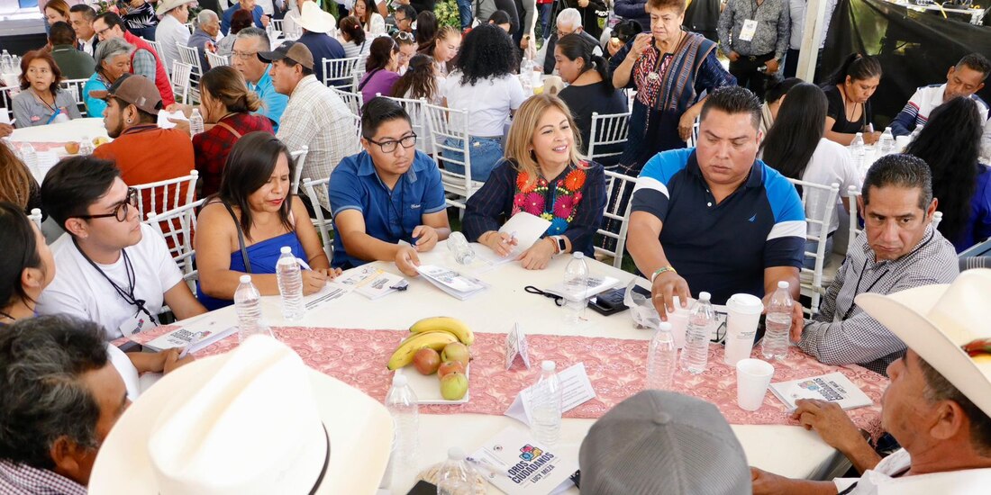 Senadora Lucy Meza lidera el Foro Ciudadano Legislativo en Jonacatepec, instando a resolver la inseguridad en Morelos.