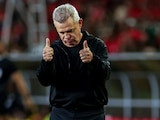 Javier Aguirre da su lista para el partido ante Islandia.