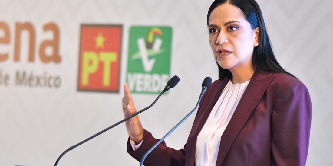 Ariadna Montiel, dirigente nacional de Morena, en conferencia de prensa el 26 de agosto de 2026