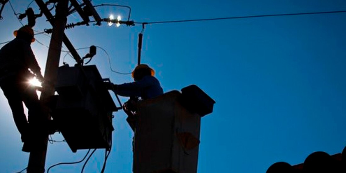 El electricista resaltó que cortaría la luz cada vez que se reuniera con su amante