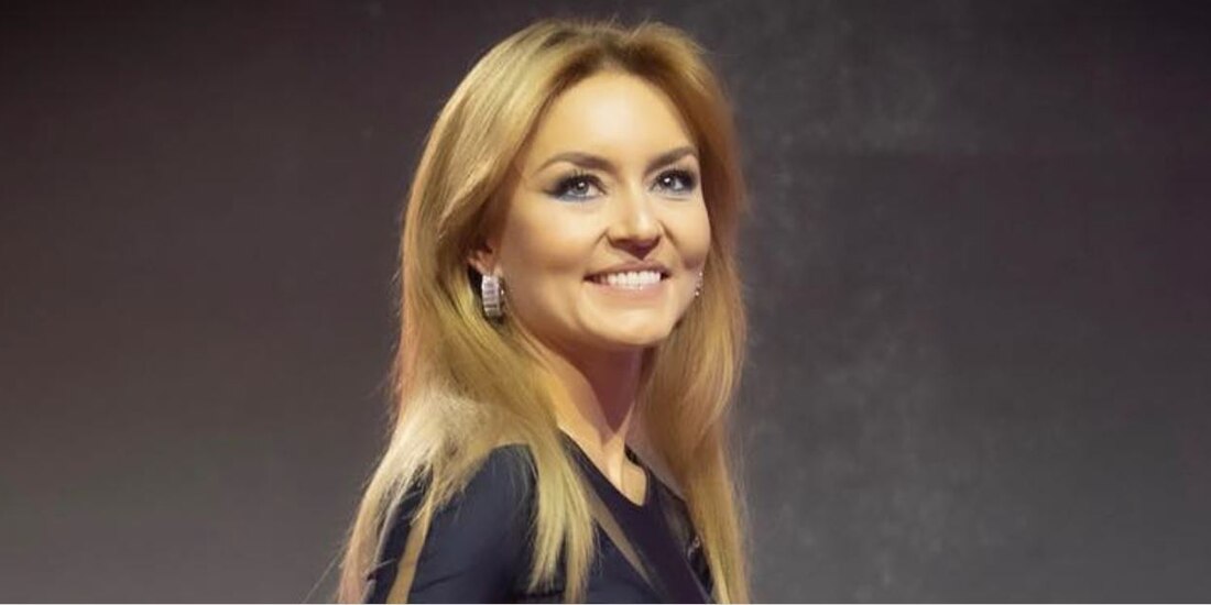 Captan a Angelique Boyer comprando en la bodega de Aurrera