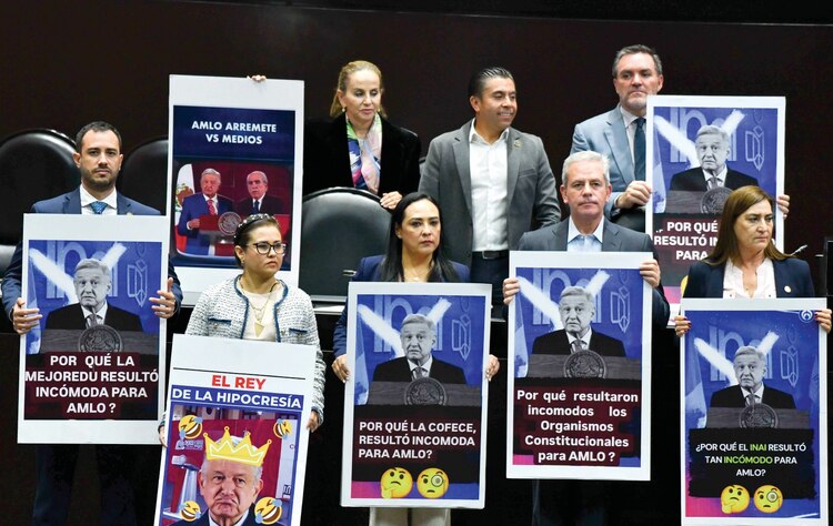 Oposición se pronunció contra la extinción de autónomos, el 20 de noviembre.