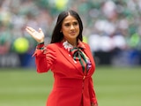 Salma Hayek durante la ceremonia inaugural de la Copa Mundial de la FIFA 2026, en el Estadio Ciudad de México