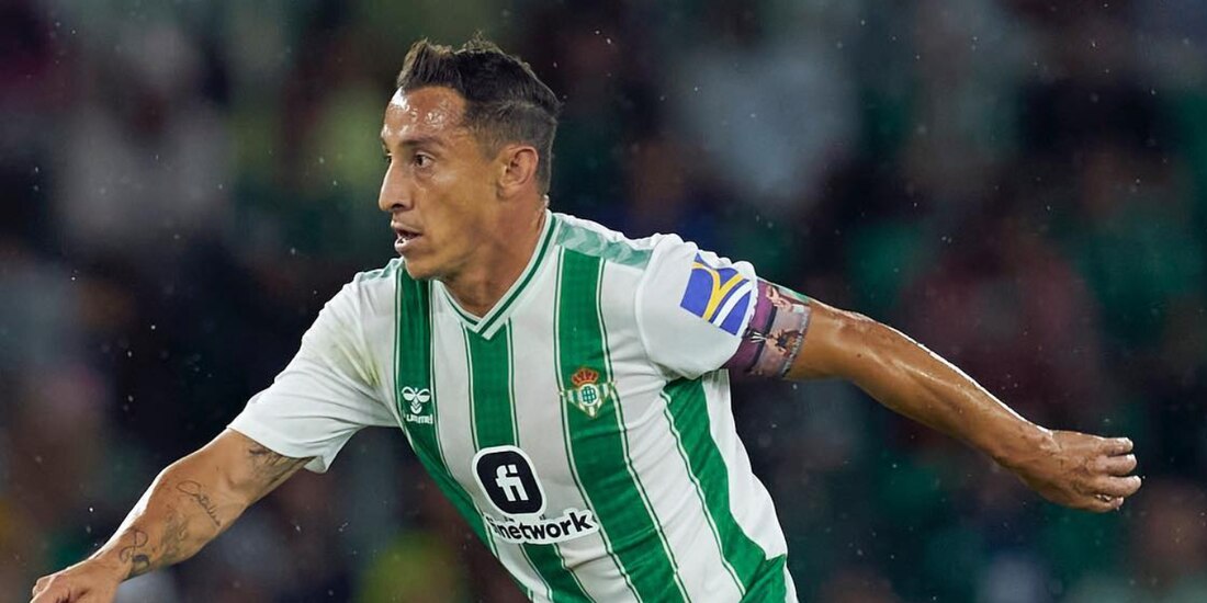 Andrés Guardado regresa a la Liga MX después de 17 años para defender la camiseta del León.