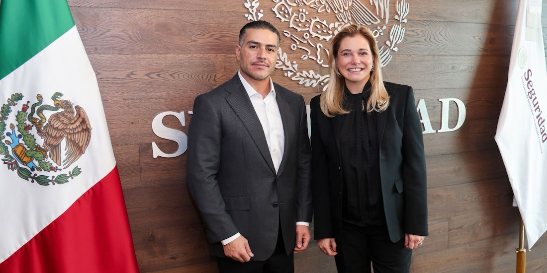 Omar García Harfuch, secretario de Seguridad y Protección Ciudadana, y la gobernadora de Chihuahua.