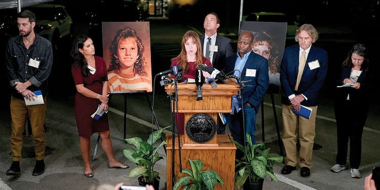 Autoridades hablan del caso de Christa Pike; en foto, Colleen Slemmer.