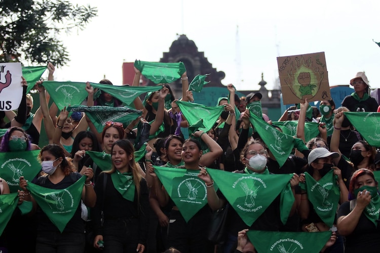 Feministas de Morelos marchan en el “Dia de Accion Global por el Acceso al Aborto Legal y Seguro”.