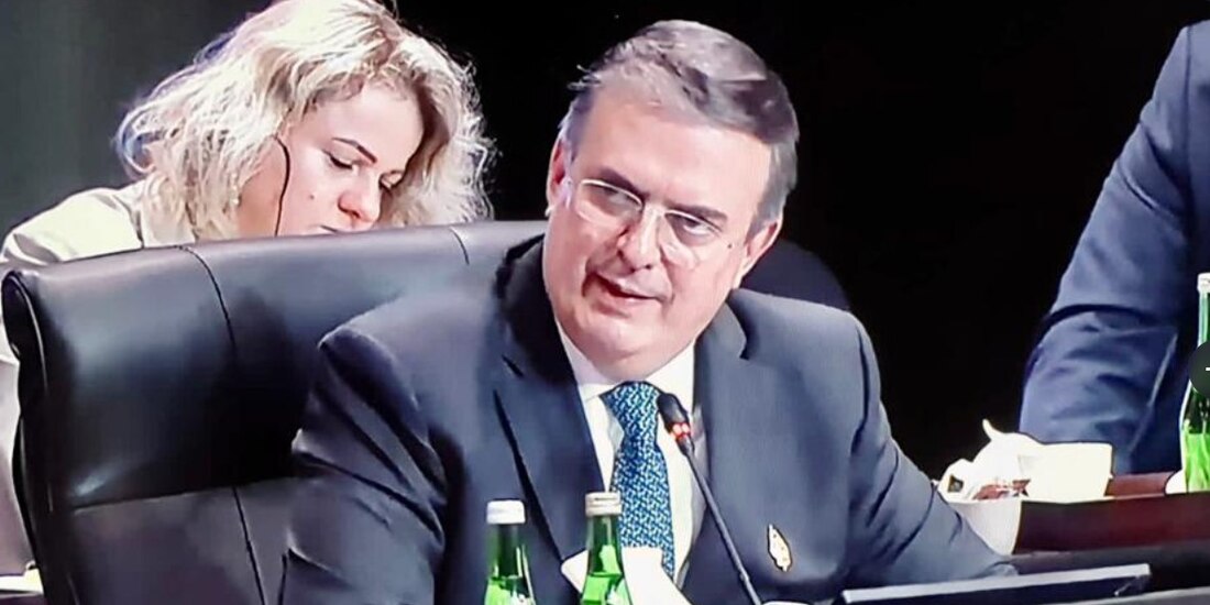 El canciller Marcelo Ebrard durante la cumbre del G-20 en Bali, Indonesia.