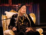 Joni Mitchell interpreta "Both Sides Now" durante los Premios Grammy 2024.