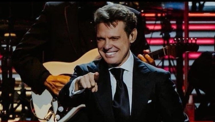 Desmienten hospitalización de Luis Miguel