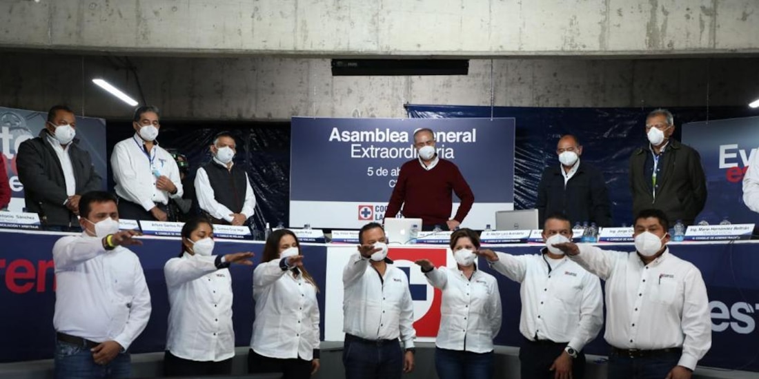Asamblea General Extraordinaria de Socios de la Cooperativa La Cruz Azul, S.C.L.