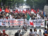 Integrantes del Comité 68 participaron en la marcha por el 55 aniversario de la "Matanza de Corpus Christi" conocida como "El Halconazo".