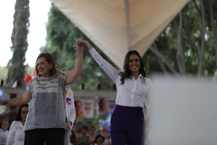 “Por primera vez en 18 años un candidato presidencial visita el ágora de Tlatelolco”, Ale Rojo de la Vega