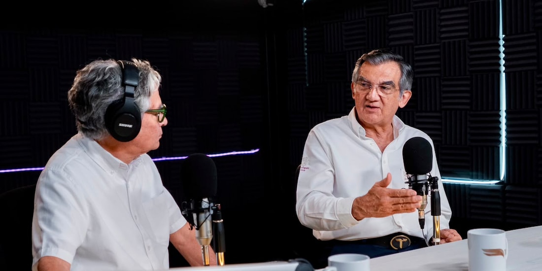 El gobernador de Tamaulipas, Américo Villarreal Anaya, en el programa "Diálogos con Américo".