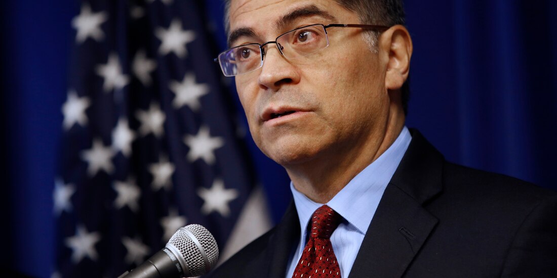 El titular del Departamento de Salud (HHS, por sus siglas en inglés) Xavier Becerra.