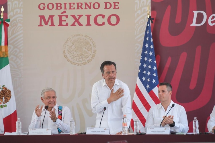 Cuitláhuac García Jiménez, gobernador de Veracruz en la Cumbre sobre el Desarrollo del Istmo de Tehuantepec