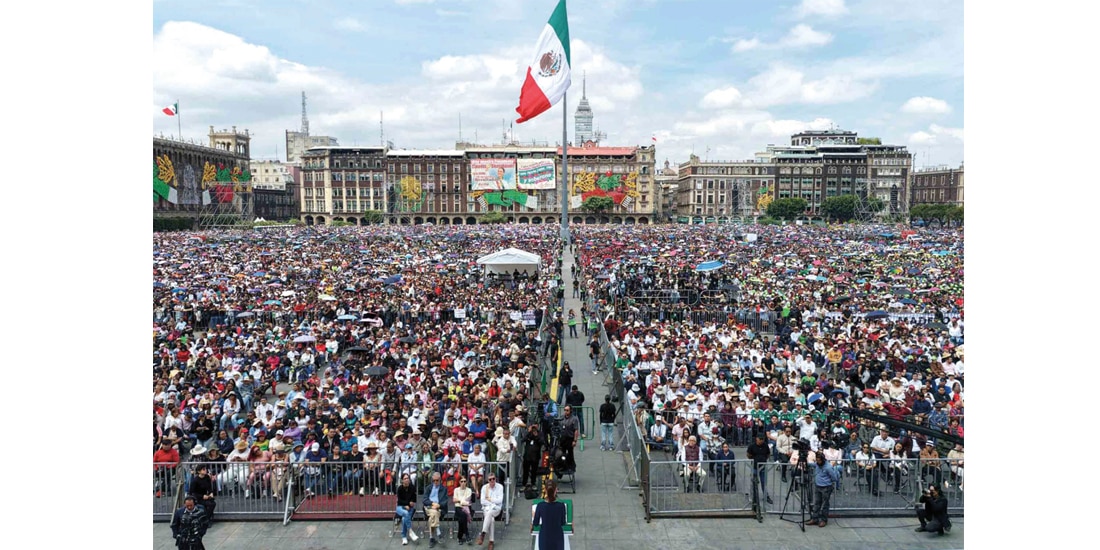 LA CONCENTRACIÓN, ayer, en el Zócalo