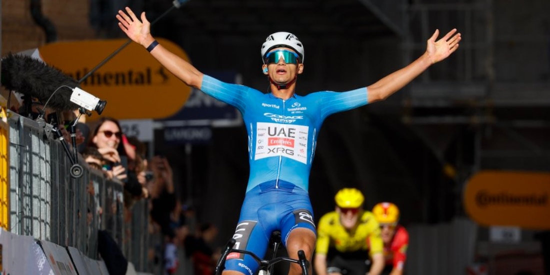Isaac del Toro está muy cerca de proclamarse campeón de la Tirreno-Adriático.