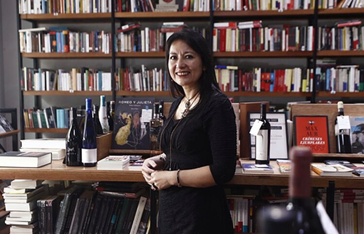 Karina Pacheco Medrano (1969).