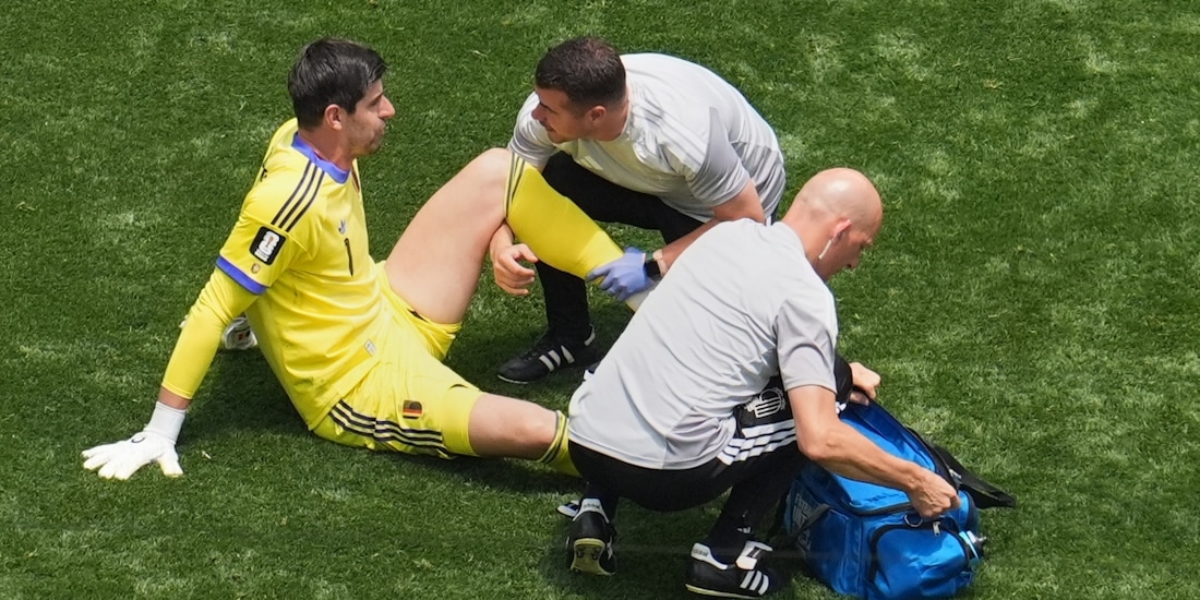 Thibaut Courtois se lesionó en el segundo tiempo del España vs Bélgica.