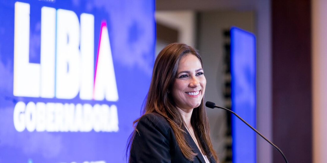 Libia Dennise García Muñoz Ledo.