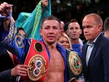 Gennady Golovkin festeja un triunfo en una de sus peleas de box.