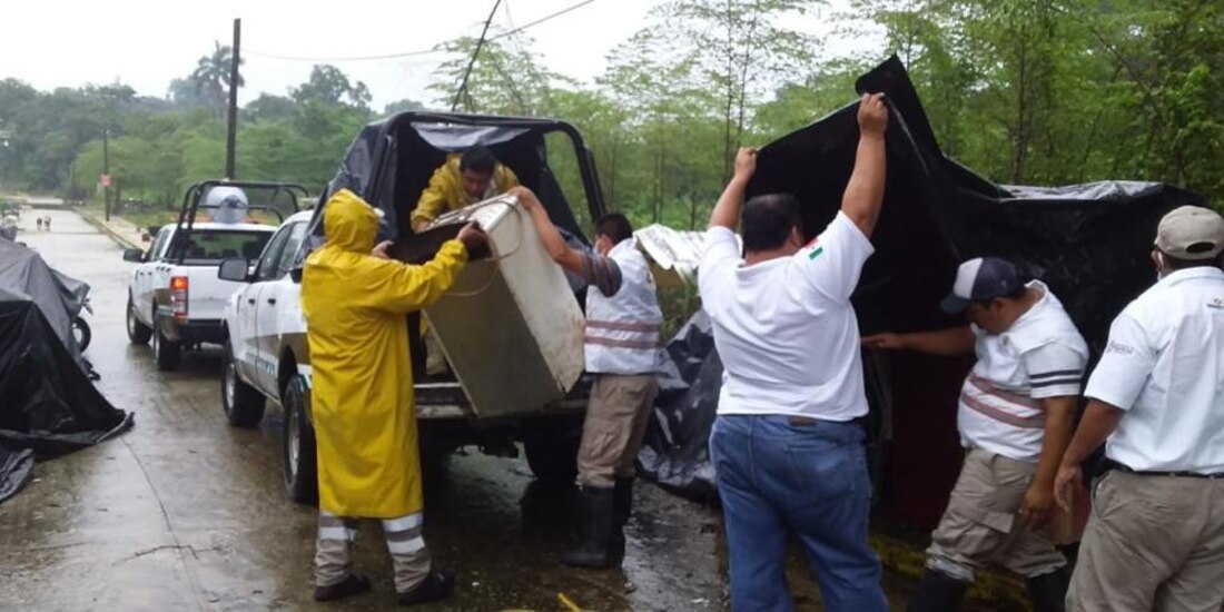 El mandatario aseguró que la población damnificada cuenta con todo el apoyo de su gobierno para superar esta emergencia.