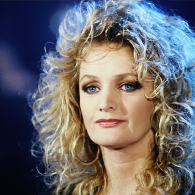 Bonnie Tyler a inicios de los años 90
