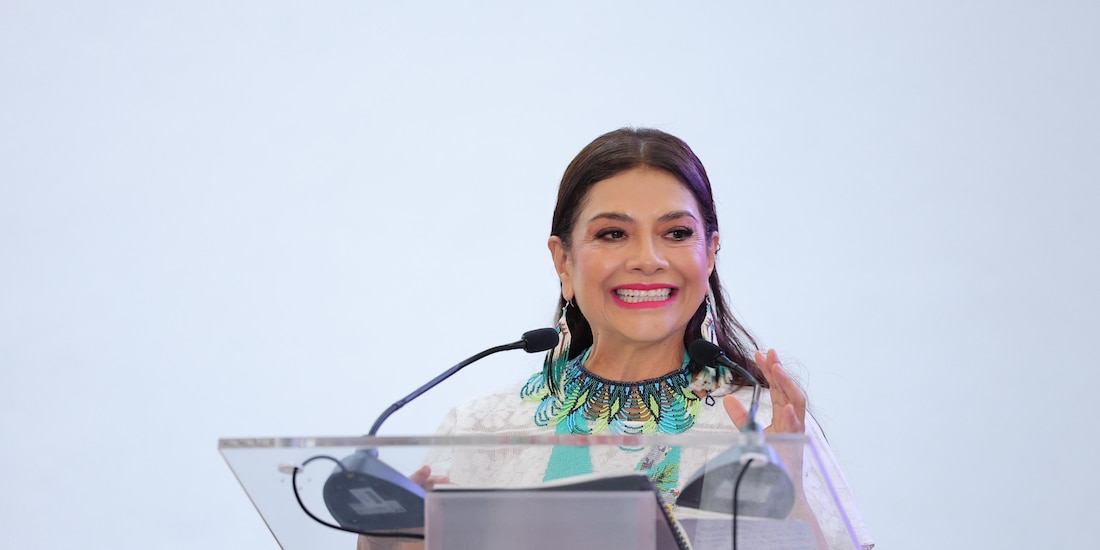 La Jefa de Gobierno, Clara Brugada Molina, durante su intervención en el informe anual 2025 de la CDHCM.