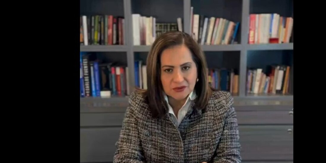 Alma Alcaráz compartió un video.