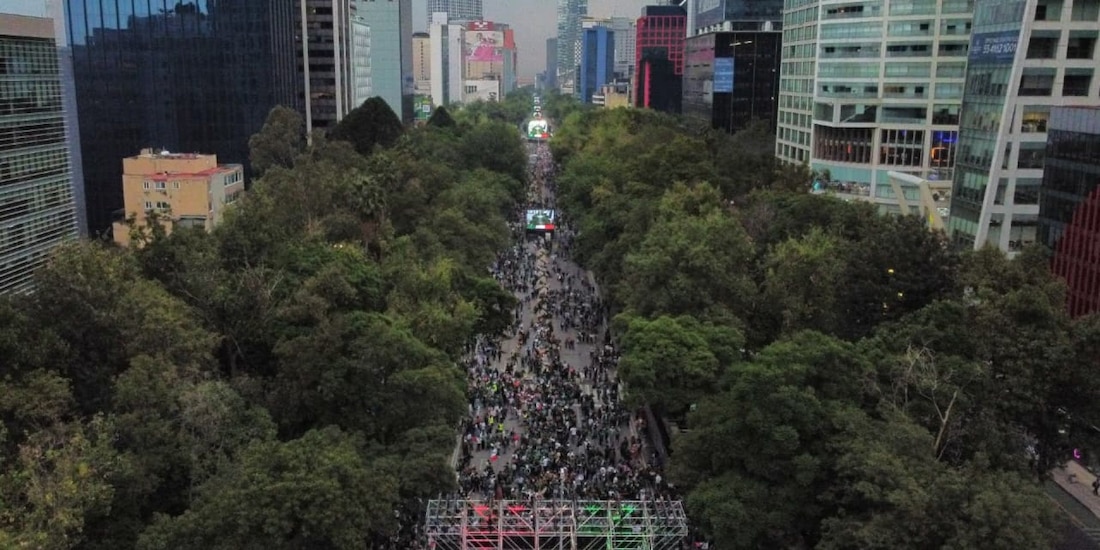 Aficionados de la Selección Mexicana en Paseo de la Reforma, el 30 de junio de 2026.