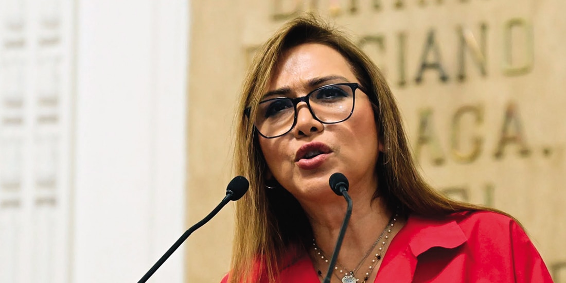 LA DIPUTADA petista, ayer, en la tribuna del Congreso de la Ciudad de México.