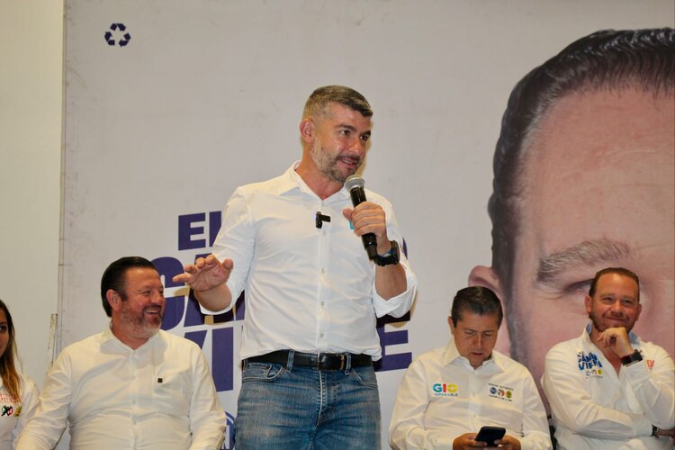 Denuncia Tabe campaña negra GCDMX con cierre del agua en Miguel Hidalgo