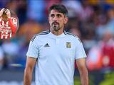 Veljko Paunovic arremetió contra el 'Piojo' Alvarado por su irresponsable acto en la sala de prensa de Chivas.