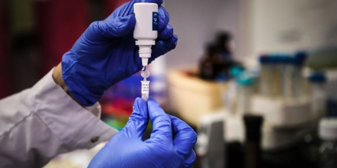 Análisis de vacunas contra coronavirus.