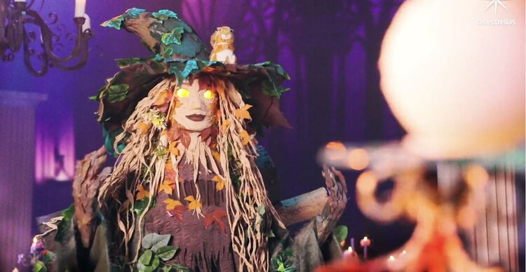 Hechicera de ¿Quién es la máscara?