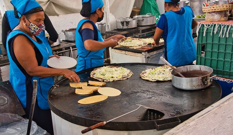 Aunque comer en la calle es delicioso, puede traer algunos riesgos.