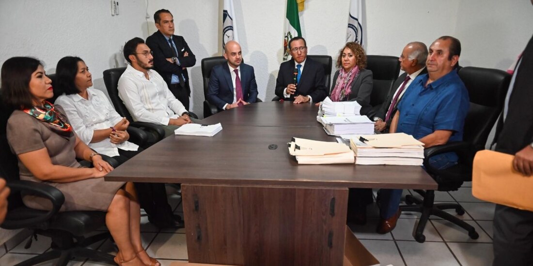 Gobierno de Morelos presenta denuncias por posibles irregularidades en la administración pasada.