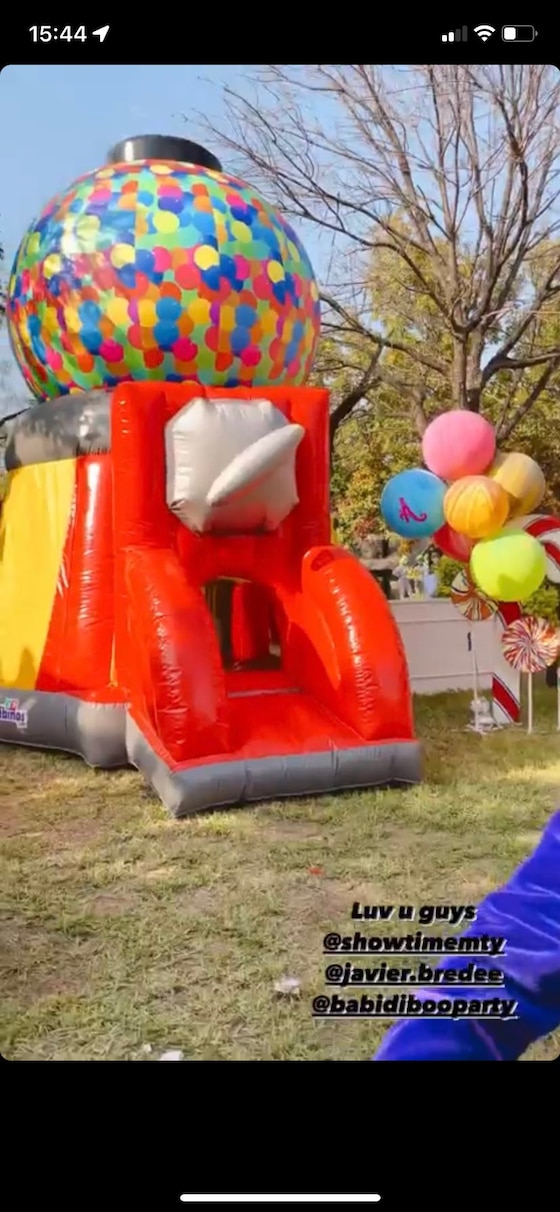 Inflable de la fiesta de Andy Benavides