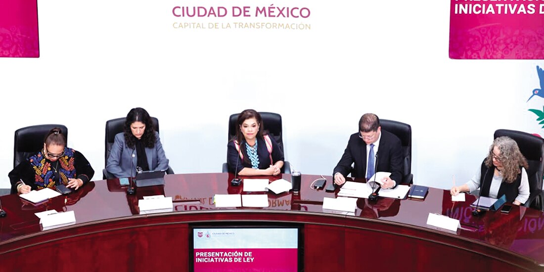 Clara Brugada, durante una conferencia, ayer.