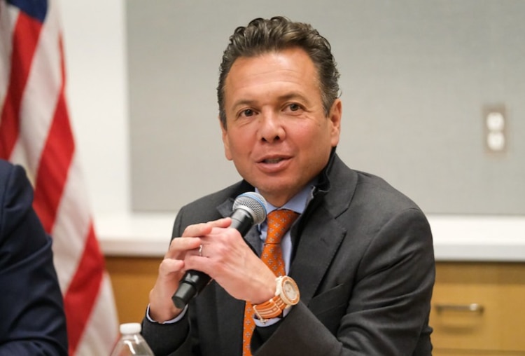 Para brindar mejores resultados a la ciudadanía que reside en Jalisco, destacó la importancia de coordinarse con el Gobierno de Estados Unidos.