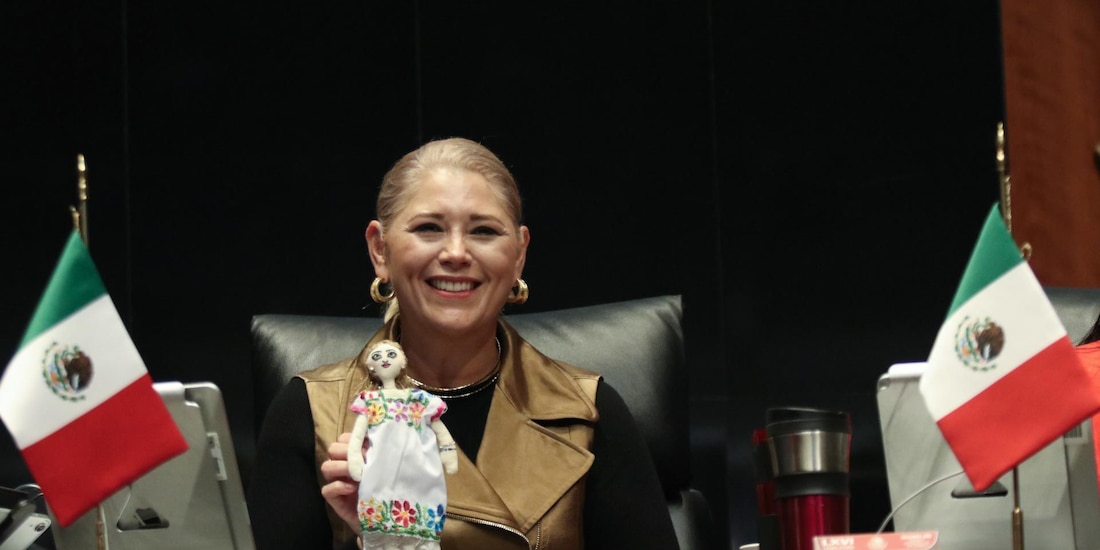 La senadora Verónica Noemí Camino Farjat, vicepresidenta de la mesa directiva