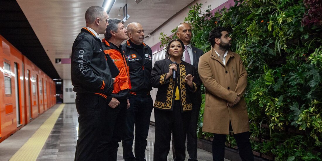 Clara Brugada, Jefa de Gobierno, Guillermo Calderon y Adrián Rubalcaba Suárez, director del sistema colectivo de transporte Metro encabezó recorrido por la Línea 1 Metro en las estaciones listas para reapertura Juanacatlán, Tacubaya y observatorio el próximo 16 de noviembre
