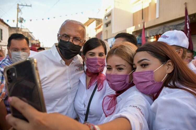 Miguel Ángel Navarro en un acto de reconciliación en Las Varas, municipio de Compostela, el viernes.