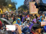 Asistieron 10 mil personas a la marcha por la desaparición de los 43 normalistas de Ayotzinapa.